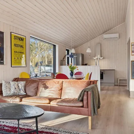 New Bright Close To The * Vig