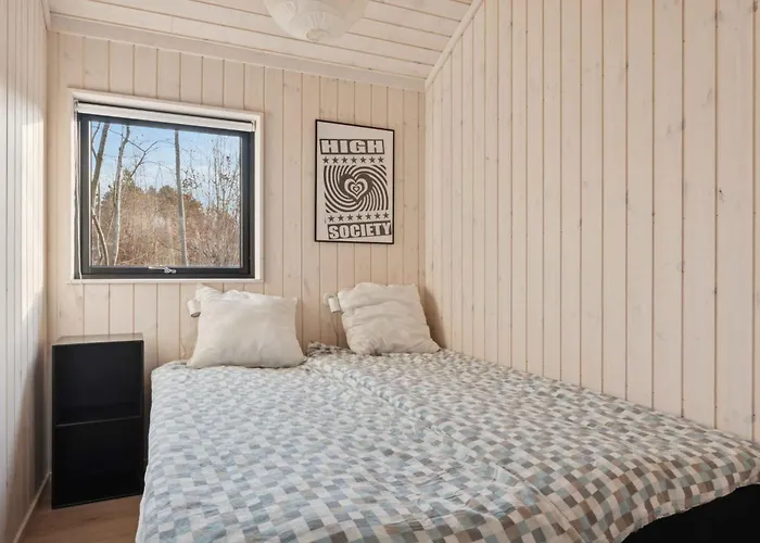 New Bright Close To The * Vig